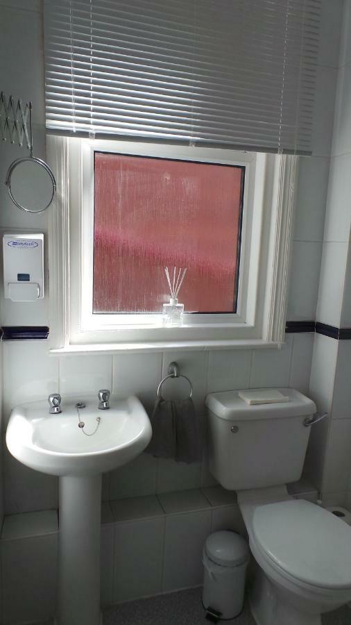 Bed and Breakfast The Oakcliffe Exeter Esterno foto