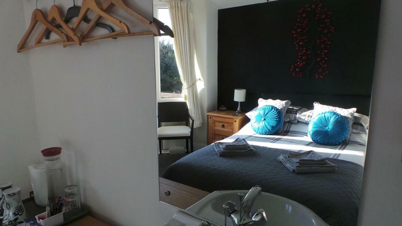 Bed and Breakfast The Oakcliffe Exeter Esterno foto